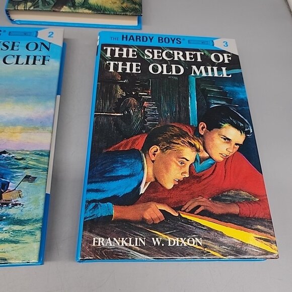 Lot of 5 Hardy Boys books flashlight edition 1 2 3 4  6  Franklin Dixon Hardback - Picture 4 of 6